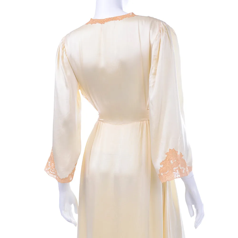 1930s Champagne Silk Vintage Robe w/ Peach Lace