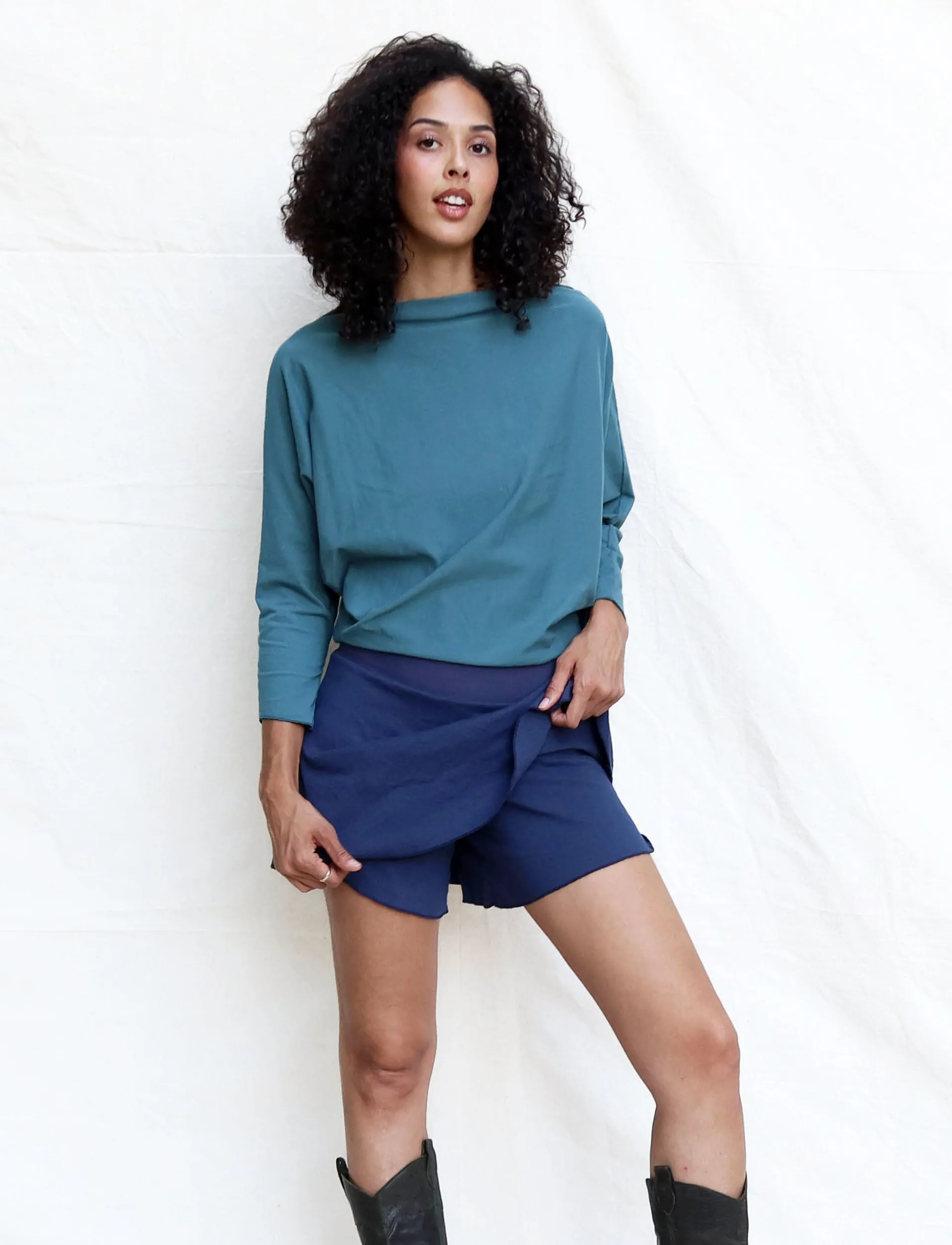 Cocktail Migration Cropped Shirt