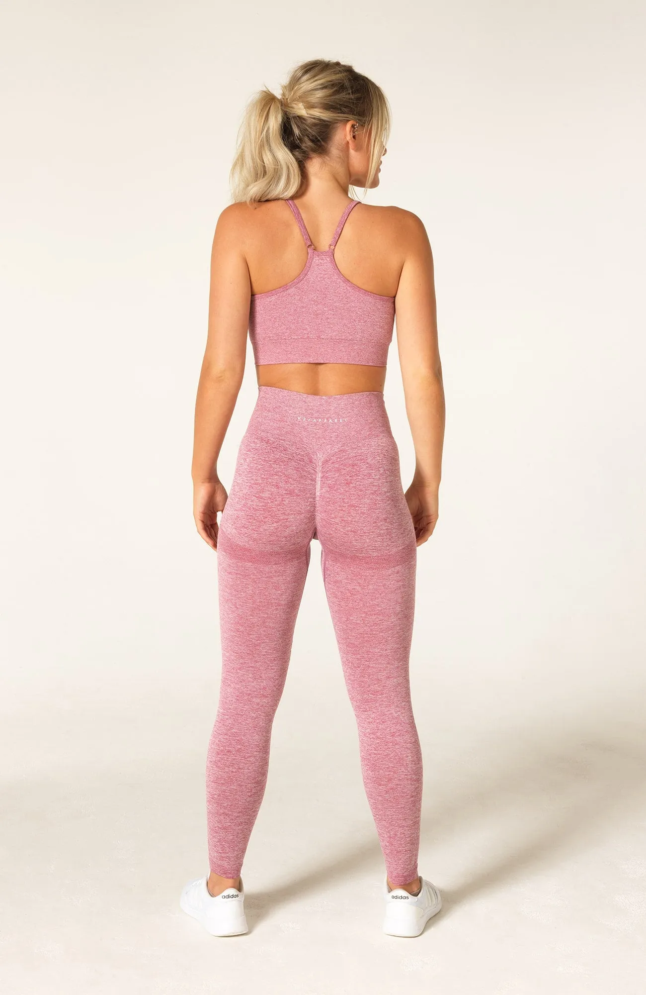 Define Seamless Scrunch Leggings & Bra Sports Set - Pink Marl