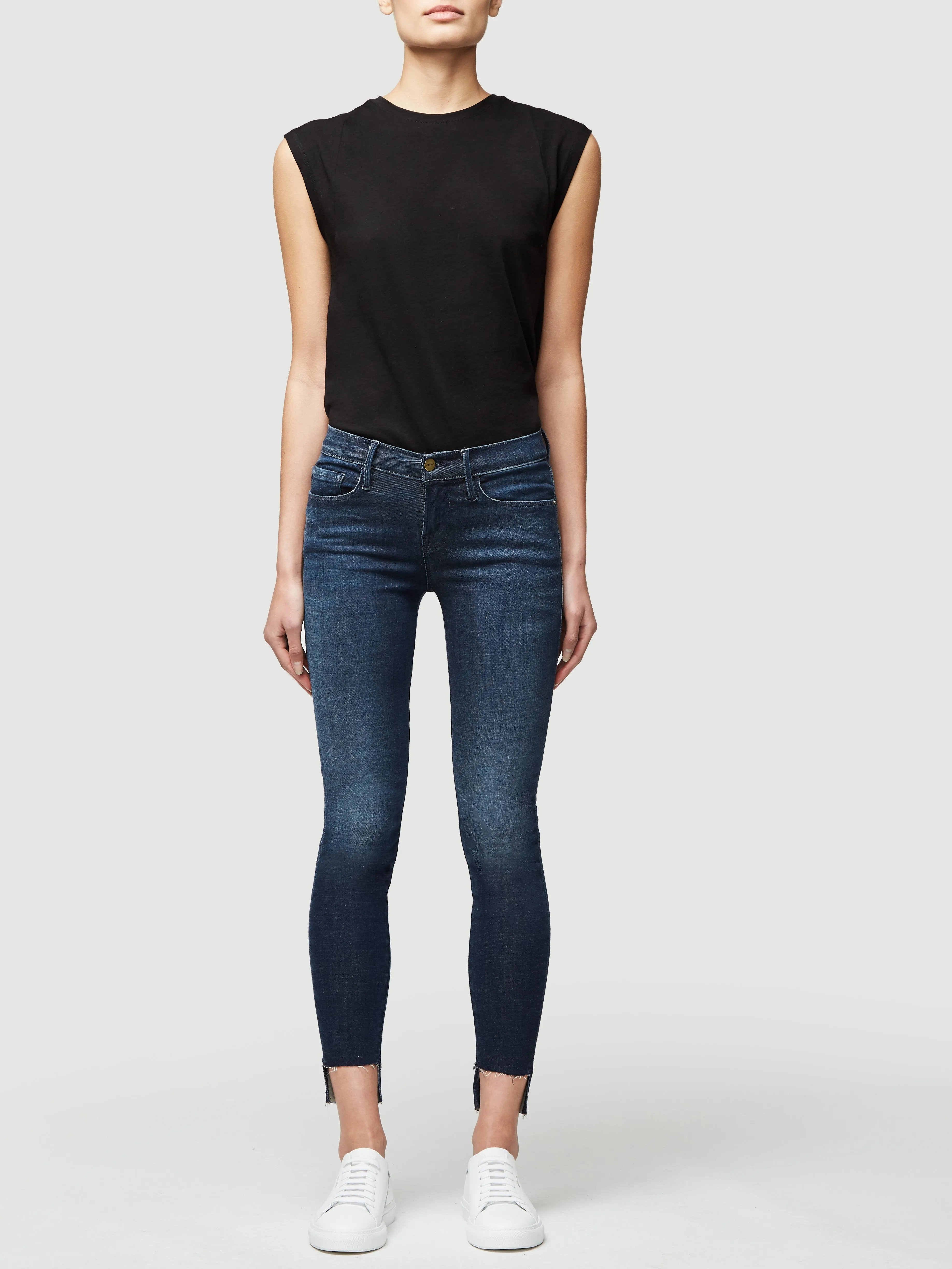 Le Mid Rise Muscle Tee -- Noir