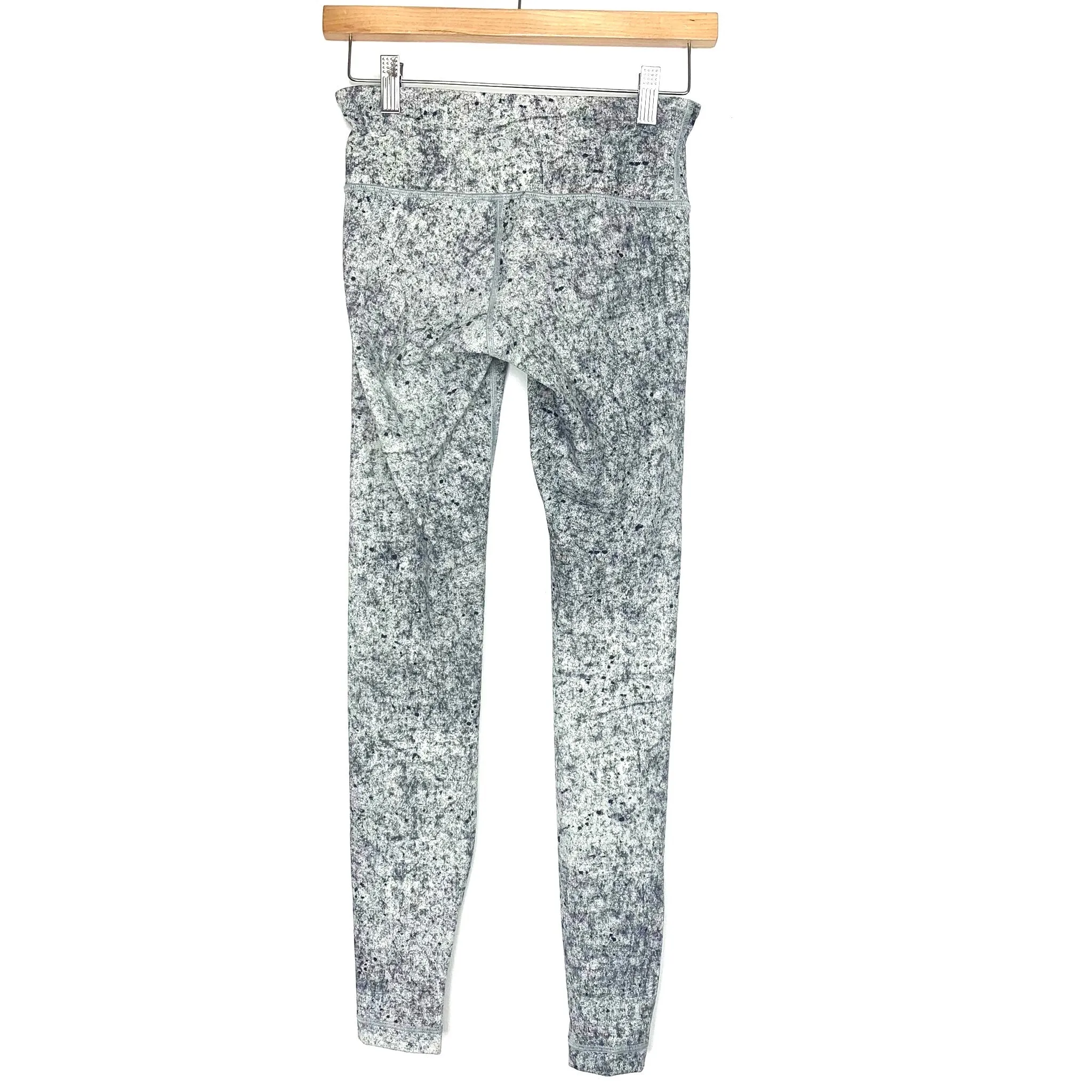 Lululemon Grey and White Marble Leggings- Size 4 (Inseam 27.5")