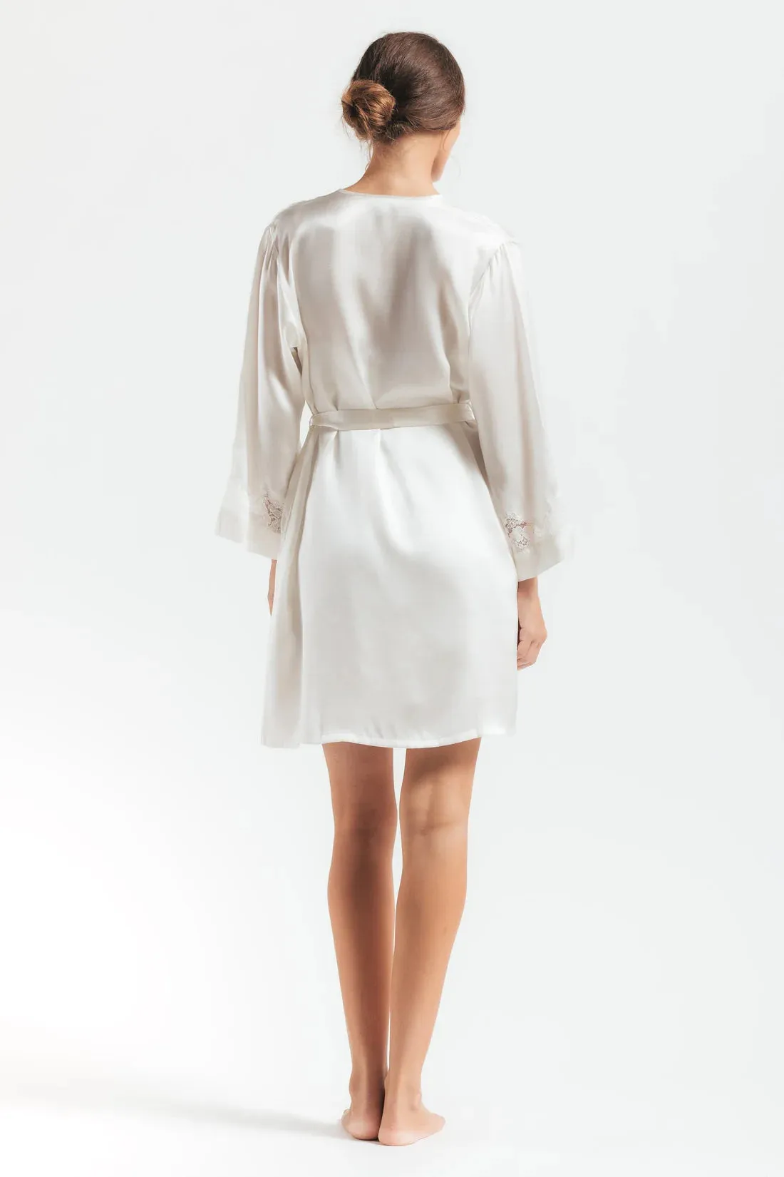 MORGAN Silk Short Robe in Ivory