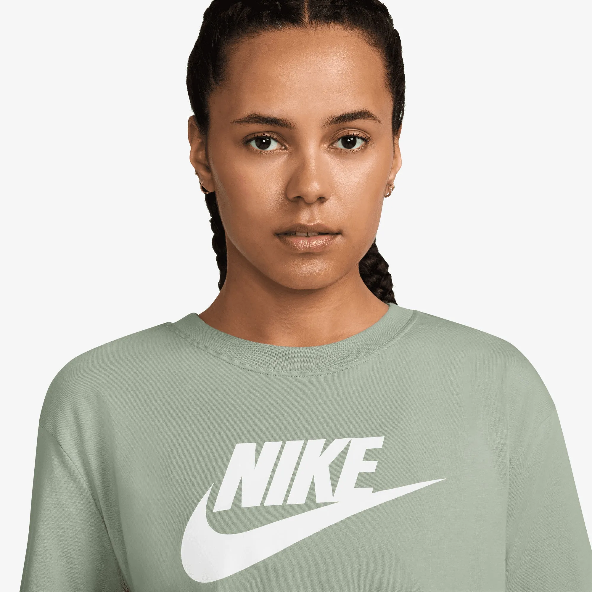 NIKE | WMN'S ESSENTIAL SPORTSWEAR CROPPED T-SHIRT{ JADE HORIZON/WHITE