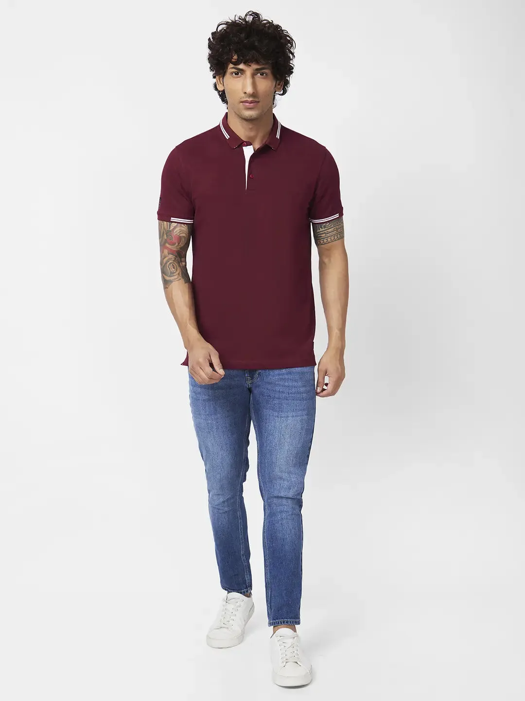 Spykar Men Wine Red Blended Slim Fit Half Sleeve Polo Neck Plain Tshirt